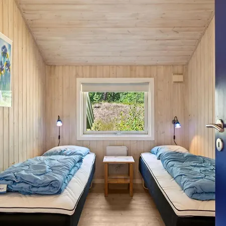 Nea - 600m From The Sea By Interhome *